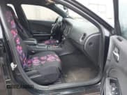 ✅ 2015 Dodge Charger SE • VIN: 2C3CDXBG9FH858371 • Lot: 43546020. Wystawiony na IAAI z przebiegiem 332 779 mil. Bezpłatny archiwum sprzedaży aukcyjnych z USA i szczegółowy raport historii pojazdu na DreamBid. Zdjęcie 5.