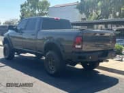 ✅ 2018 Ram 2500 Power Wagon • VIN: 3C6TR5EJ3JG389562 • Lot: 70377795. Wystawiony na Copart z przebiegiem 52 984 mil. Bezpłatny archiwum sprzedaży aukcyjnych z USA i szczegółowy raport historii pojazdu na DreamBid. Zdjęcie 3.