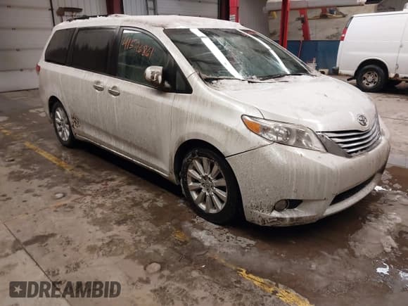 ✅ 2011 Toyota Sienna XLE • VIN: 5TDDK3DC0BS005250 • Lot: 41526861. Listed on IAAI with 145,466 mi. Free auction sales archive from the USA and detailed vehicle history report at DreamBid. Image 1.