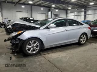 ✅ 2012 Hyundai Sonata SE • VIN: 5NPEC4AC3CH477624 • Lot: 68442124. Listed on Copart with 162,245 mi. Free auction sales archive from the USA and detailed vehicle history report at DreamBid. Image 1.