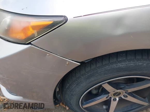 ✅ 2012 Honda Civic LX • VIN: 2HGFG3B56CH508376 • Lot: 43701936. Listed on IAAI with 187,642 mi. Free auction sales archive from the USA and detailed vehicle history report at DreamBid. Image 6.