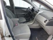 ✅ 2012 Toyota Corolla S • VIN: 5YFBU4EE9CP067408 • Lot: 41911965. Wystawiony na IAAI z przebiegiem 55 273 mil. Bezpłatny archiwum sprzedaży aukcyjnych z USA i szczegółowy raport historii pojazdu na DreamBid. Zdjęcie 5.