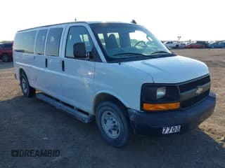 ✅ 2016 Chevrolet Express Passenger LS • VIN: 1GAZGNFG3G1177708 • Lot: 43879553. Listed on IAAI with 291,789 mi. Free auction sales archive from the USA and detailed vehicle history report at DreamBid. Image 1.