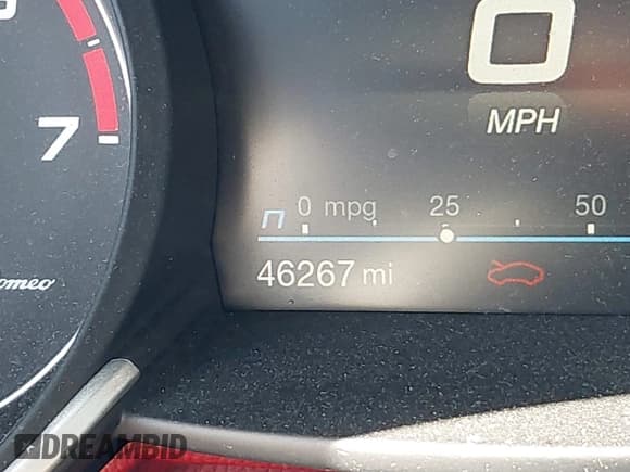 ✅ 2020 Alfa Romeo Giulia Ti • VIN: ZARFAMBN1L7634250 • Lot: 43417791. Wystawiony na IAAI z przebiegiem 46 267 mil. Bezpłatny archiwum sprzedaży aukcyjnych z USA i szczegółowy raport historii pojazdu na DreamBid. Zdjęcie 15.