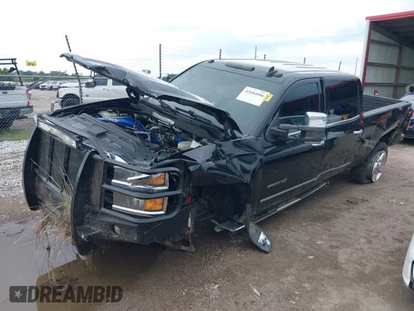 ✅ 2016 Chevrolet Silverado 2500HD LTZ • VIN: 1GC1KWE8XGF204232 • Лот: 42684086. Опубликован ранее на IAAI с пробегом Не указан. Бесплатный доступ к архиву аукционных продаж из США и подробный отчёт об истории автомобиля на DreamBid. Изображение 2.