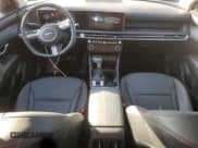 ✅ 2025 Hyundai Tucson SEL Convenience • VIN: 5NMJCCDE2SH478524 • Lot: 84198385. Wystawiony na Copart z przebiegiem 7 574 mil. Bezpłatny archiwum sprzedaży aukcyjnych z USA i szczegółowy raport historii pojazdu na DreamBid. Zdjęcie 8.