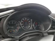 ✅ 2020 Mazda 3 Select • VIN: JM1BPACL1L1174285 • Lot: 71471485. Wystawiony na Copart z przebiegiem 56 899 mil. Bezpłatny archiwum sprzedaży aukcyjnych z USA i szczegółowy raport historii pojazdu na DreamBid. Zdjęcie 9.