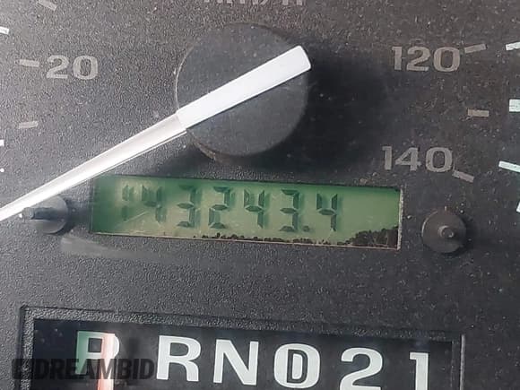 ✅ 1997 Ford F-250 • VIN: 3FTHF26H1VMA23902 • Лот: 41035336. Опубликован ранее на IAAI с пробегом 143 243 миль. Бесплатный доступ к архиву аукционных продаж из США и подробный отчёт об истории автомобиля на DreamBid. Изображение 13.