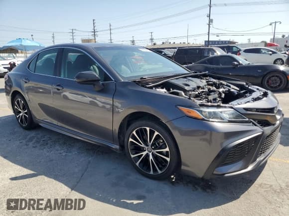 ✅ 2019 Toyota Camry LE • VIN: 4T1B11HK4KU197568 • Лот: 62030865. Опубликован ранее на Copart с пробегом 72 711 миль. Бесплатный доступ к архиву аукционных продаж из США и подробный отчёт об истории автомобиля на DreamBid. Изображение 4.