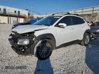 2021 Hyundai Kona SEL Plus z VIN KM8K62AA3MU663194, wystawiony jako Copart lot #80897225 z przebiegiem 56 808 mil mil oraz Szkoda całkowita • Salvage title. Historia ofert i sprzedaży dostępna na DreamBid. Obrazek 1.