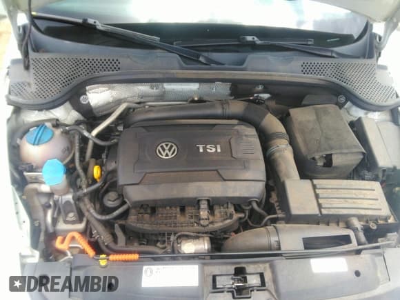 ✅ 2015 Volkswagen Beetle Fleet Edition • VIN: 3VWF17AT5FM605398 • Lot: 42695060. Listed on IAAI with 116,199 mi. Free auction sales archive from the USA and detailed vehicle history report at DreamBid. Image 10.