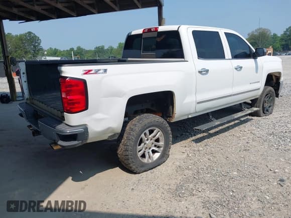✅ 2015 Chevrolet Silverado 1500 LTZ • VIN: 3GCUKSEC3FG325336 • Лот: 42412704. Опубликован ранее на IAAI с пробегом 256 838 миль. Бесплатный доступ к архиву аукционных продаж из США и подробный отчёт об истории автомобиля на DreamBid. Изображение 4.
