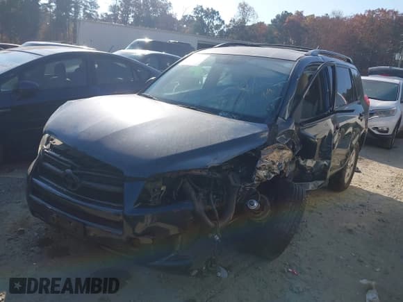 ✅ 2011 Toyota RAV4 • VIN: 2T3ZF4DV8BW063509 • Лот: 43642337. Опубликован ранее на IAAI с пробегом Не указан. Бесплатный доступ к архиву аукционных продаж из США и подробный отчёт об истории автомобиля на DreamBid. Изображение 17.