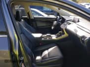 ✅ 2016 Lexus NX 200t • VIN: JTJBARBZ6G2048250 • Lot: 42075981. Wystawiony na IAAI z przebiegiem 115 463 mil. Bezpłatny archiwum sprzedaży aukcyjnych z USA i szczegółowy raport historii pojazdu na DreamBid. Zdjęcie 5.