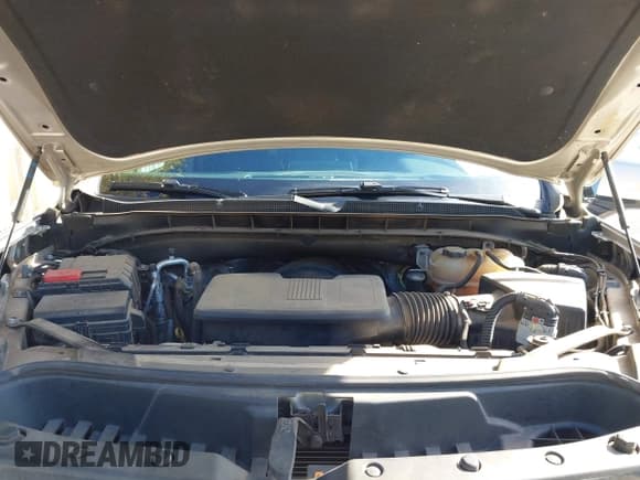 ✅ 2021 Chevrolet Suburban RST • VIN: 1GNSCEKD4MR485958 • Lot: 41275166. Listed on IAAI with 140,991 mi. Free auction sales archive from the USA and detailed vehicle history report at DreamBid. Image 10.