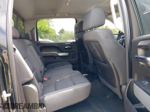 ✅ 2015 Chevrolet Silverado 2500HD LT • VIN: 1GC1KVEGXFF661574 • Lot: 42809342. Listed on IAAI with 265,001 mi. Free auction sales archive from the USA and detailed vehicle history report at DreamBid. Image 8.