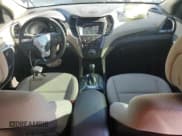 ✅ 2018 Hyundai Santa Fe 2.4L • VIN: 5NMZU3LB7JH102245 • Лот: 52014944. Опубликован ранее на Copart с пробегом 45 653 миль. Бесплатный доступ к архиву аукционных продаж из США и подробный отчёт об истории автомобиля на DreamBid. Изображение 8.