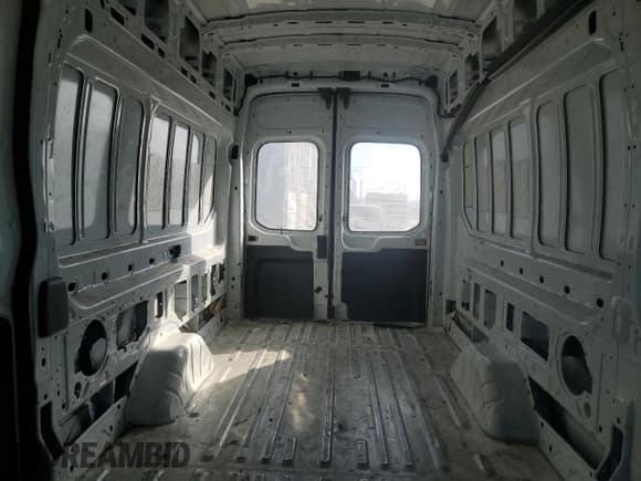 ✅ 2021 Ford Transit Cargo • VIN: 1FTBR3X8XMKA13263 • Лот: 86791425. Опубликован ранее на Copart с пробегом 167 620 миль. Бесплатный доступ к архиву аукционных продаж из США и подробный отчёт об истории автомобиля на DreamBid. Изображение 10.