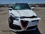 ✅ 2019 Alfa Romeo Stelvio Ti Sport • VIN: ZASPAKBN5K7C30246 • Lot: 59950695. Wystawiony na Copart z przebiegiem Nie podano. Bezpłatny archiwum sprzedaży aukcyjnych z USA i szczegółowy raport historii pojazdu na DreamBid. Zdjęcie 5.