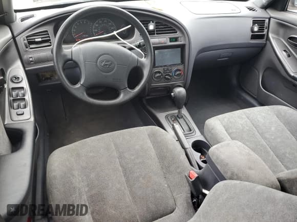 ✅ 2003 Hyundai Elantra GLS • VIN: KMHDN45D73U605258 • Lot: 61342875. Wystawiony na Copart z przebiegiem 61 440 mil. Bezpłatny archiwum sprzedaży aukcyjnych z USA i szczegółowy raport historii pojazdu na DreamBid. Zdjęcie 8.