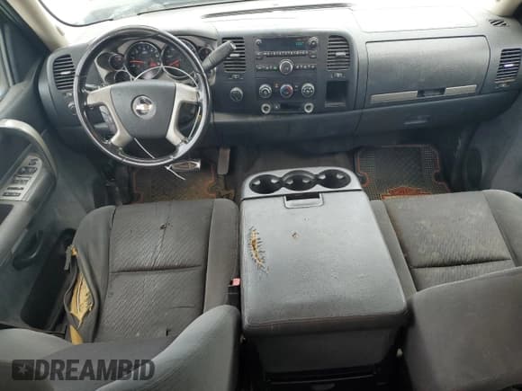 ✅ 2009 Chevrolet Silverado 2500HD LT • VIN: 1GCHK59K69E155098 • Лот: 60340075. Опубликован ранее на Copart с пробегом 190 610 миль. Бесплатный доступ к архиву аукционных продаж из США и подробный отчёт об истории автомобиля на DreamBid. Изображение 8.