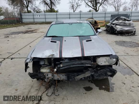 2014 Dodge Challenger Shaker z VIN 2C3CDYBT9EH101326, wystawiony jako Copart lot #85816884 z przebiegiem Nie podano mil oraz Szkoda całkowita • Salvage title. Historia ofert i sprzedaży dostępna na DreamBid. Obrazek 5.
