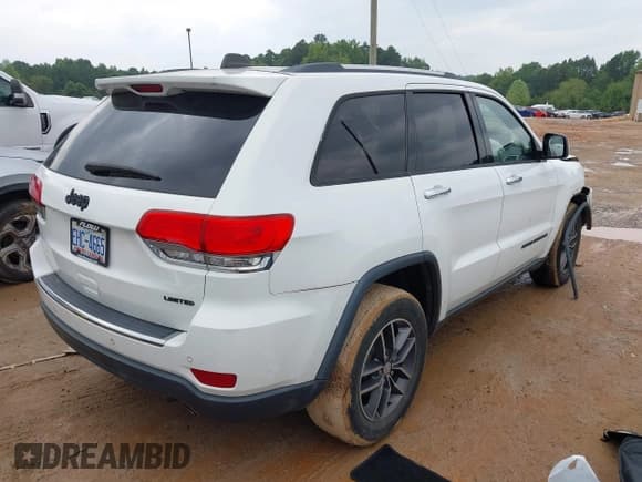 ✅ 2017 Jeep Grand Cherokee Limited • VIN: 1C4RJEBG5HC943281 • Лот: 42942659. Опубликован ранее на IAAI с пробегом 160 427 миль. Бесплатный доступ к архиву аукционных продаж из США и подробный отчёт об истории автомобиля на DreamBid. Изображение 4.