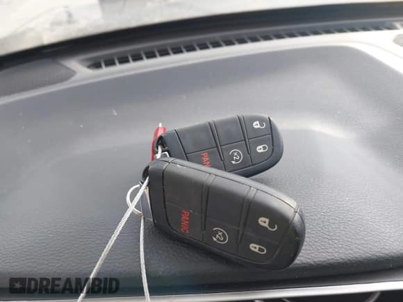 ✅ 2020 Jeep Compass Limited • VIN: 3C4NJDCB2LT146446 • Lot: 43638359. Listed on IAAI with 82,101 mi. Free auction sales archive from the USA and detailed vehicle history report at DreamBid. Image 11.