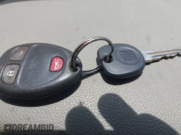 ✅ 2009 GMC Sierra 1500 SL • VIN: 2GTEC19C091128840 • Лот: 42819854. Опубликован ранее на IAAI с пробегом 290 467 миль. Бесплатный доступ к архиву аукционных продаж из США и подробный отчёт об истории автомобиля на DreamBid. Изображение 11.