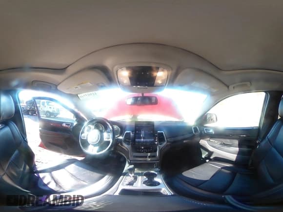 ✅ 2011 Jeep Grand Cherokee Laredo • VIN: 1J4RR4GG0BC528513 • Lot: 41903940. Listed on IAAI with 178,861 mi. Free auction sales archive from the USA and detailed vehicle history report at DreamBid. Image 18.