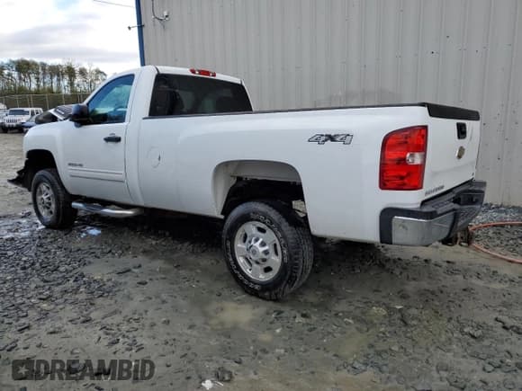 ✅ 2011 Chevrolet Silverado 2500HD LT • VIN: 1GC0KXCG1BF173778 • Lot: 84734464. Listed on Copart with 23,864 mi. Free auction sales archive from the USA and detailed vehicle history report at DreamBid. Image 2.