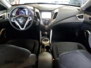 ✅ 2015 Hyundai Veloster RE:FLEX • VIN: KMHTC6AD7FU243570 • Lot: 48153975. Wystawiony na Copart z przebiegiem 80 246 mil. Bezpłatny archiwum sprzedaży aukcyjnych z USA i szczegółowy raport historii pojazdu na DreamBid. Zdjęcie 8.