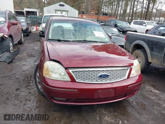 ✅ 2005 Ford Five Hundred Limited • VIN: 1FAFP25155G129701 • Lot: 41402097. Listed on IAAI with 86,264 mi. Free auction sales archive from the USA and detailed vehicle history report at DreamBid. Image 12.