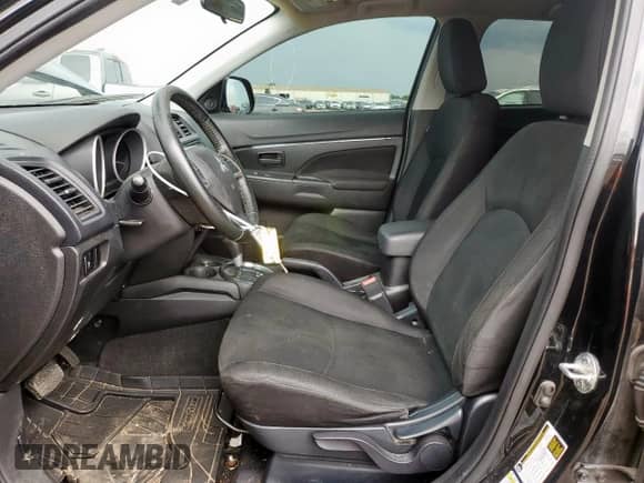 2015 Mitsubishi Outlander ES с VIN 4A4AP3AU0FE027416, выставлен на аукционе Copart как лот 70058505 с пробегом 145 410 миль миль и Списание • Salvage title. История ставок и продаж доступна на DreamBid. Изображение 7.