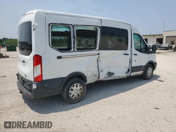 ✅ 2016 Ford Transit XL • VIN: 1FBAX2CM0GKB10477 • Lot: 60103815. Wystawiony na Copart z przebiegiem 62 948 mil. Bezpłatny archiwum sprzedaży aukcyjnych z USA i szczegółowy raport historii pojazdu na DreamBid. Zdjęcie 3.