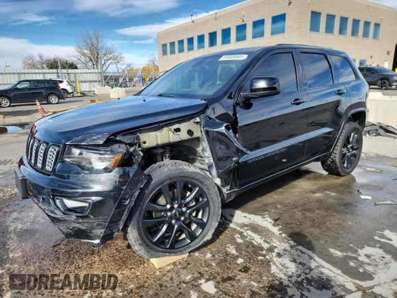 ✅ 2017 Jeep Grand Cherokee Altitude • VIN: 1C4RJFAG1HC822402 • Lot: 91830065. Listed on Copart with 160,168 mi. Free auction sales archive from the USA and detailed vehicle history report at DreamBid. Image 1.