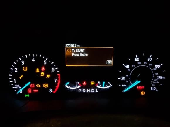 ✅ 2020 Ford Escape SEL • VIN: 1FMCU9H66LUB96176 • Lot: 80918205. Listed on Copart with 37,975 mi. Free auction sales archive from the USA and detailed vehicle history report at DreamBid. Image 9.