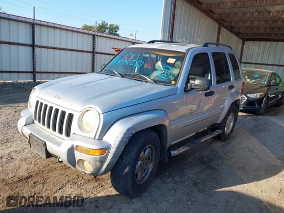 ✅ 2002 Jeep Liberty Limited • VIN: 1J4GL58K52W349724 • Lot: 43445587. Listed on IAAI with 213,226 mi. Free auction sales archive from the USA and detailed vehicle history report at DreamBid. Image 14.