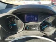 ✅ 2013 Ford Escape SE • VIN: 1FMCU0GX3DUB40753 • Lot: 92028245. Wystawiony na Copart z przebiegiem 183 937 mil. Bezpłatny archiwum sprzedaży aukcyjnych z USA i szczegółowy raport historii pojazdu na DreamBid. Zdjęcie 9.