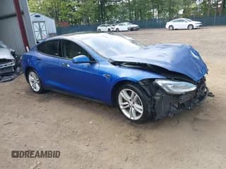 ✅ 2015 Tesla Model S 85D • VIN: 5YJSA1H29FF083519 • Лот: 43092231. Опубликован ранее на IAAI с пробегом 144 750 миль. Бесплатный доступ к архиву аукционных продаж из США и подробный отчёт об истории автомобиля на DreamBid. Изображение 1.