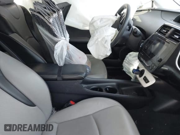 ✅ 2018 Toyota Prius Two • VIN: JTDKBRFU2J3597699 • Лот: 41402871. Опубликован ранее на IAAI с пробегом 87 667 миль. Бесплатный доступ к архиву аукционных продаж из США и подробный отчёт об истории автомобиля на DreamBid. Изображение 5.