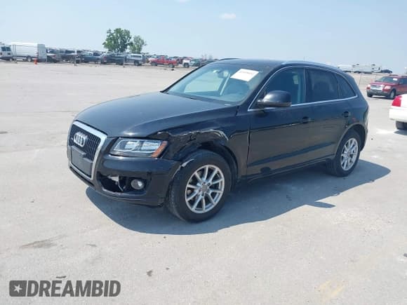 ✅ 2011 Audi Q5 Premium • VIN: WA1CFAFP3BA077118 • Lot: 42458932. Listed on IAAI with 104,401 mi. Free auction sales archive from the USA and detailed vehicle history report at DreamBid. Image 2.