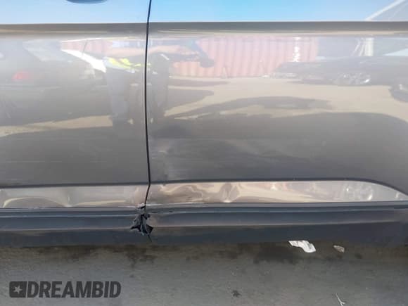 ✅ 2022 Volkswagen Atlas SE • VIN: 1V2KR2CA9NC556746 • Лот: 43641371. Опубликован ранее на IAAI с пробегом 43 766 миль. Бесплатный доступ к архиву аукционных продаж из США и подробный отчёт об истории автомобиля на DreamBid. Изображение 20.