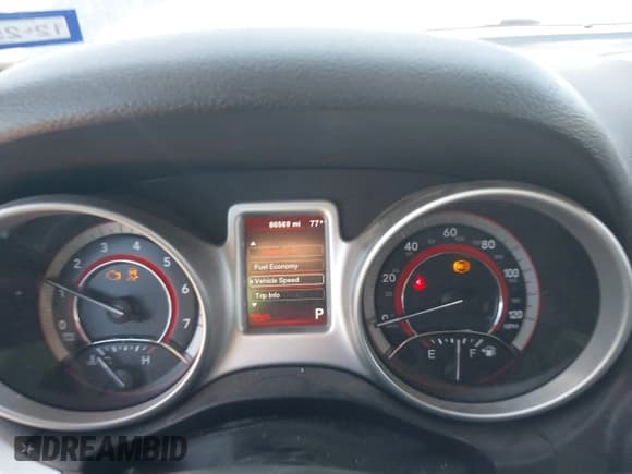 ✅ 2018 Dodge Durango SXT • VIN: 1C4RDHAG6JC277970 • Lot: 43686708. Wystawiony na IAAI z przebiegiem 86 569 mil. Bezpłatny archiwum sprzedaży aukcyjnych z USA i szczegółowy raport historii pojazdu na DreamBid. Zdjęcie 7.