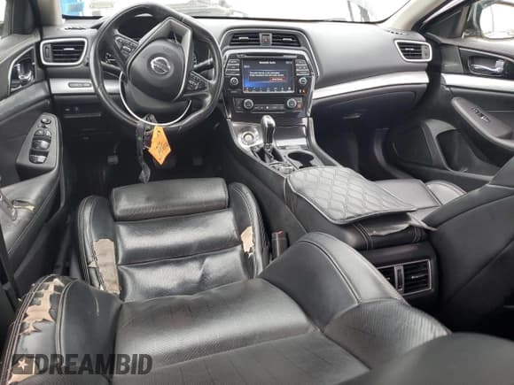 ✅ 2016 Nissan Maxima SR • VIN: 1N4AA6AP3GC408880 • Lot: 82581665. Listed on Copart with 78,755 mi. Free auction sales archive from the USA and detailed vehicle history report at DreamBid. Image 8.