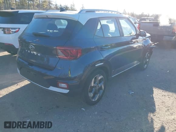 ✅ 2022 Hyundai Venue Limited • VIN: KMHRC8A36NU169697 • Lot: 41279162. Listed on IAAI with 23,542 mi. Free auction sales archive from the USA and detailed vehicle history report at DreamBid. Image 4.