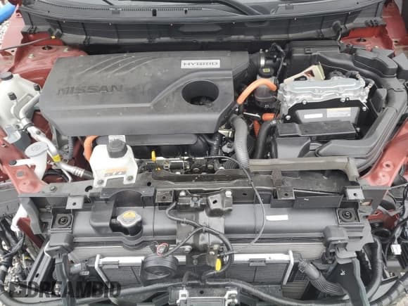 ✅ 2018 Nissan Rogue SL Hybrid • VIN: 5N1ET2MT1JC824100 • Lot: 88490225. Listed on Copart with 8,909 mi. Free auction sales archive from the USA and detailed vehicle history report at DreamBid. Image 12.