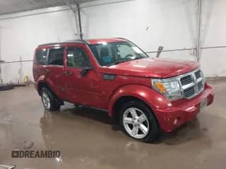 2009 Dodge Nitro SXT z VIN 1D8GU28KX9W541704, wystawiony jako IAAI lot #41653392 z przebiegiem 167 784 mil mil oraz . Historia ofert i sprzedaży dostępna na DreamBid. Obrazek 1.