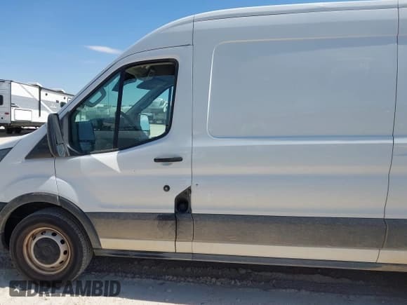 ✅ 2023 Ford Transit Cargo • VIN: 1FTBR1C83PKB46672 • Lot: 43308870. Listed on IAAI with 44,716 mi. Free auction sales archive from the USA and detailed vehicle history report at DreamBid. Image 13.