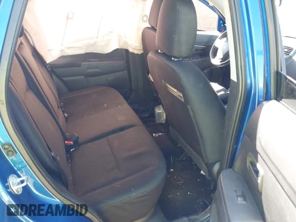 ✅ 2015 Mitsubishi Outlander ES • VIN: 4A4AP3AU9FE005334 • Lot: 43178064. Listed on IAAI with 141,825 mi. Free auction sales archive from the USA and detailed vehicle history report at DreamBid. Image 8.